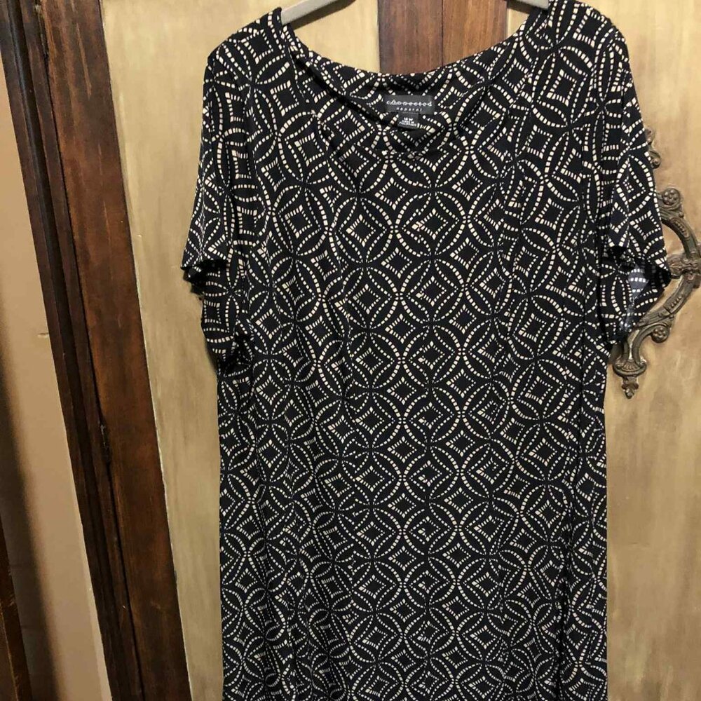 Connected Apparel Black & Tan Print Flared Dress Short Sleeve Boat Neck Size 18